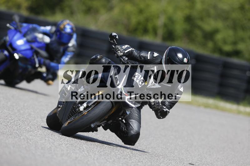 Archiv-2025/09 22.04.2025 Cornu Master School ADR/rot-rouge/46